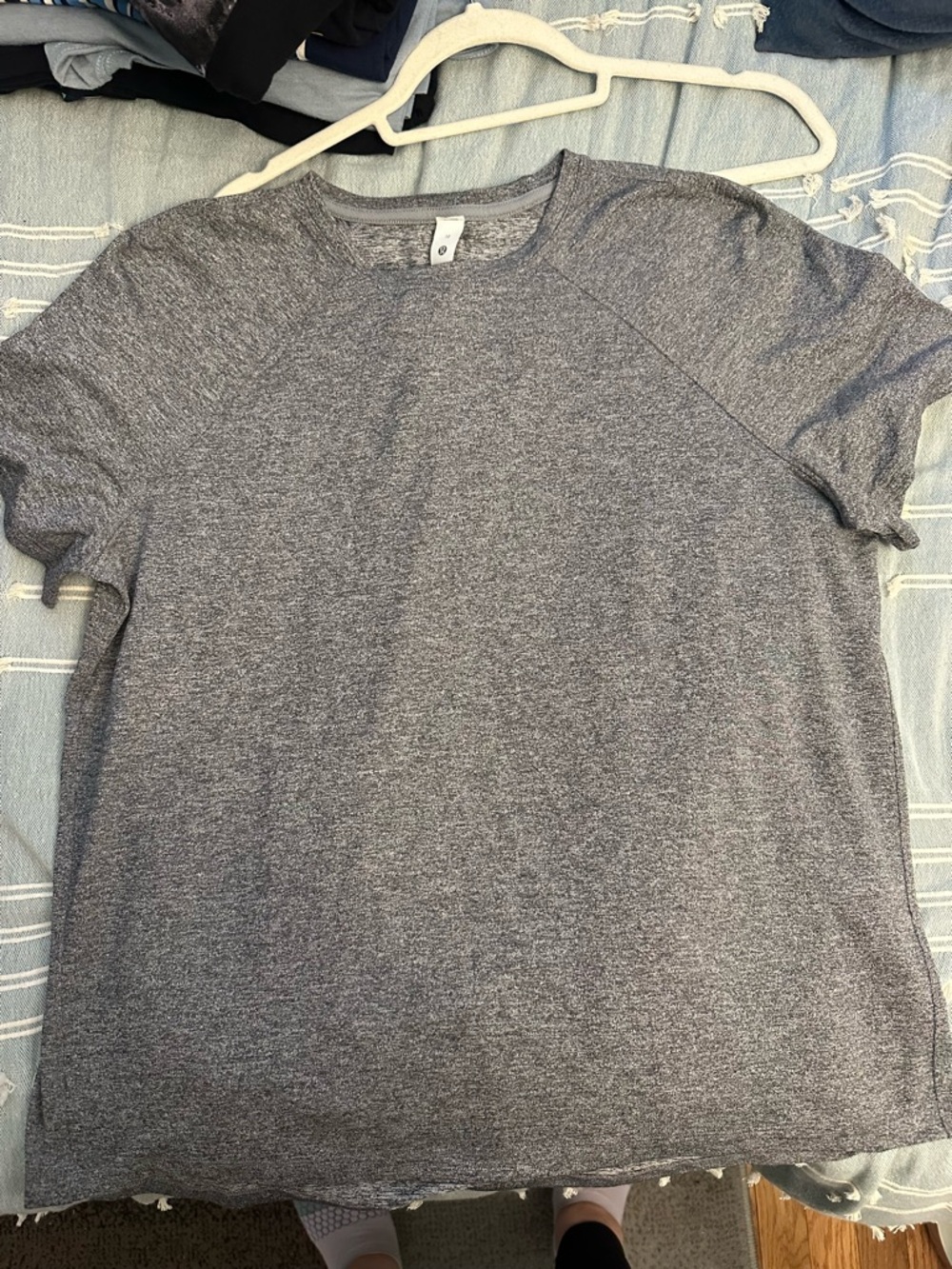 Lululemon Women’s Heather Grey Crew Neck T-Shirt